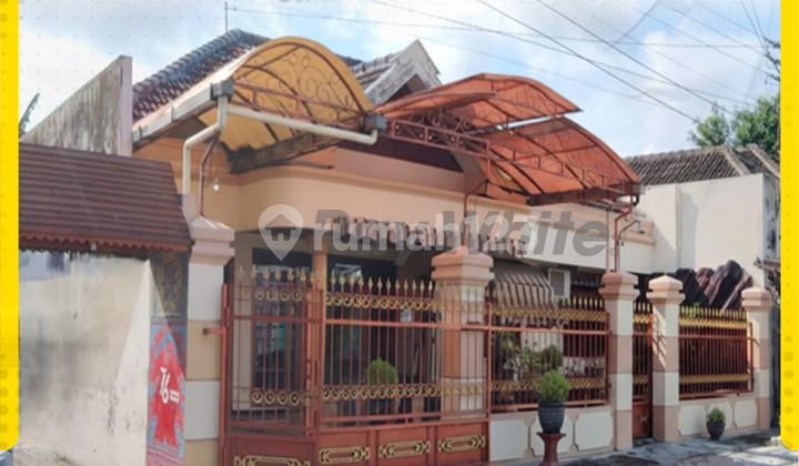 Rumah 3Kamar Siap Huni Simpangan Mobil Sondakan Laweyan Solo