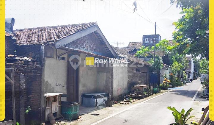 Dijual Rumah Sederhana Bahan Kos Solo Surakarta Mojosongo.