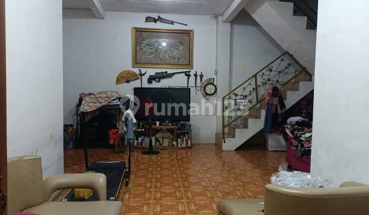 For Sale: House + Warehouse 5 Rooms Ready to Use, Access to Main Road Nusukan Solo 2