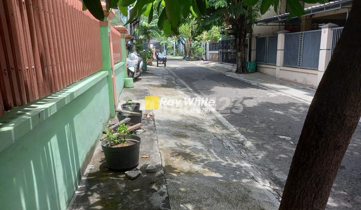 For Sale Classic House in Banjarsari, Surakarta (Solo) 2