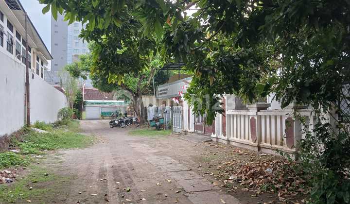 Rumah 6Kamar 2Lantai Strategis Dekat Mall di Kerten Laweyan Solo 2