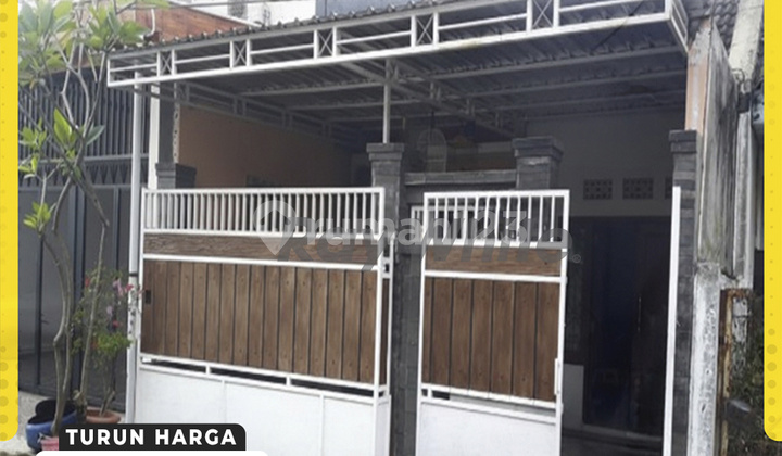 A 2-bedroom ready-to-occupy house in the new Sector 10 Solo, near The Park Mall. A 2-bedroom ready-to-occupy house in the new Sector 10 Solo, near The Park Mall.