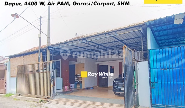 Rumah 4Kamar Siap Huni Dekat Taman Jayawijaya Kadipiro Solo Rumah 4Kamar Siap Huni Dekat Taman Jayawijaya Kadipiro Solo