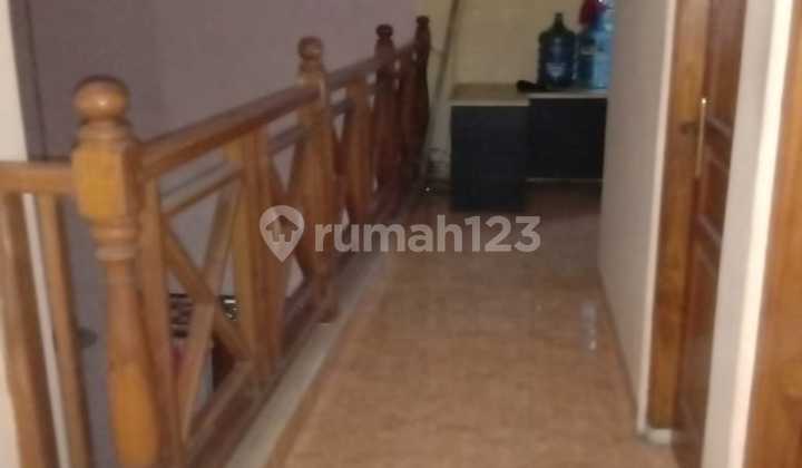 For Sale 10-Bedroom House Ready to Occupy Near Zayed Mosque Gilingan Solo 2
