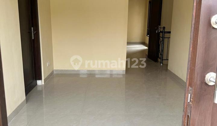 For Sale 4-Bedroom Cluster House Ready to Occupy 2 Floors Colomadu Kra Solo 2