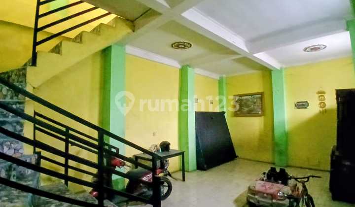 Strategic Provincial Roadside Business Space in Gondangrejo Kra 2