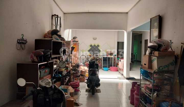 Rumah 4Kamar Siap Huni di Dekat Stadion Sriwedari Serengan Solo 2