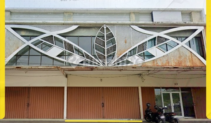 Two-story Shophouse for Rent, Ready to Occupy near Solo Airport