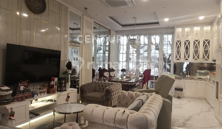 Beautiful Luxury House Ready to Occupy Pulomas East Jakarta S9454 1