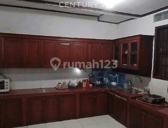 Rumah Tinggal 2 1/2 Lantai Lokasi Strategis Di Kemayoran S9063 2