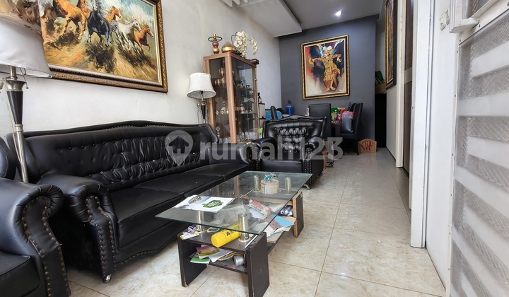 Rumah Bagus Dan Modern Di Puloasem Jakarta Timur S8676 Rumah Bagus Dan Modern Di Puloasem Jakarta Timur S8676