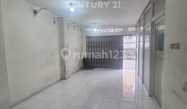 Dijual Cepat Ruko Strategis Salemba Matraman di Bawah NJOP S9627 Dijual Cepat Ruko Strategis Salemba Matraman di Bawah NJOP S9627