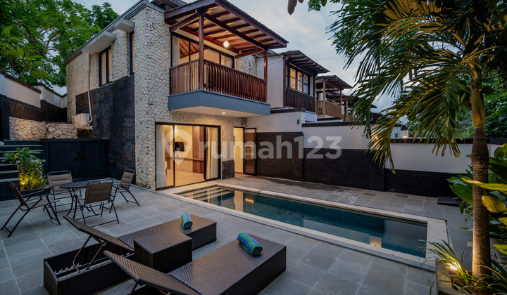 Villa, in Jimbaran Modern Luxury Living With A Homey Touch Villa, in Jimbaran Modern Luxury Living With A Homey Touch