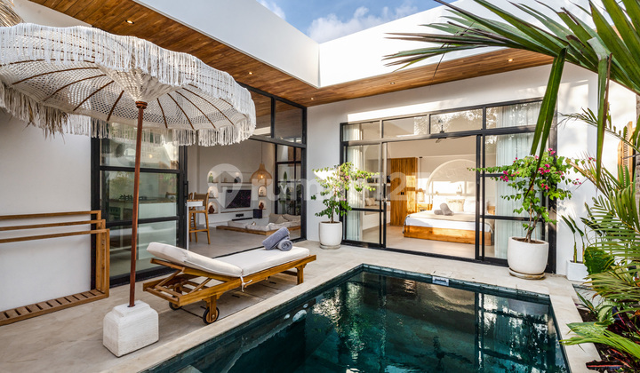 Long Term Lease 33 Years Minimalist Mediterranean Villa, Uluwatu, Bali