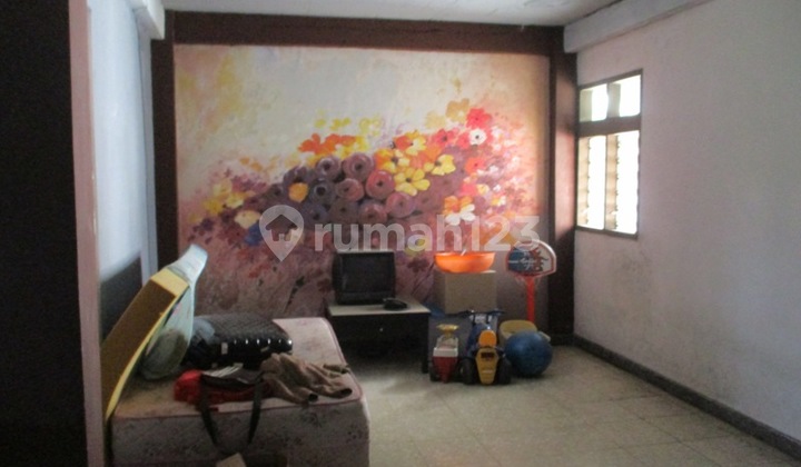 Auction of Affordable 3-Storey Strategic Shop House Sumur Bandung Bandung City 2