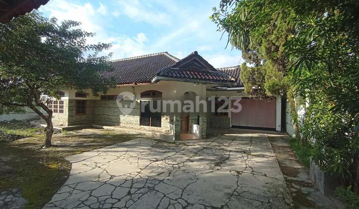 Cheap House Auction Large Garden LT 753 Batununggal Bandung City
