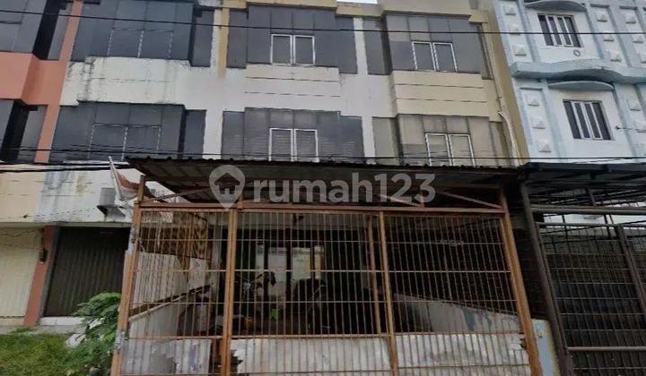 Cheap 3-Storey Shop House Auction in Babakan Ciparay, Bandung City