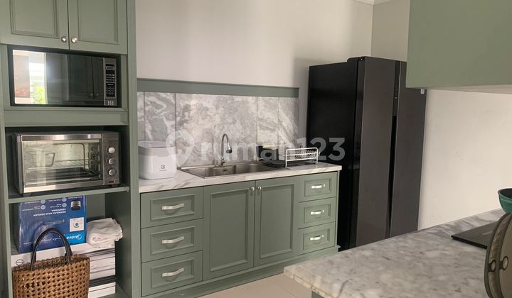 Jual Rumah European Style  2