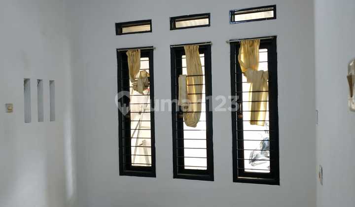 Jual Taman Kopo Indah Rumah di Taman Kopo Indah 2