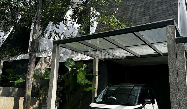 New Habitat Yve Limo House