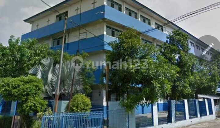 Gedung Sekolah daerah Cengkareng dijual