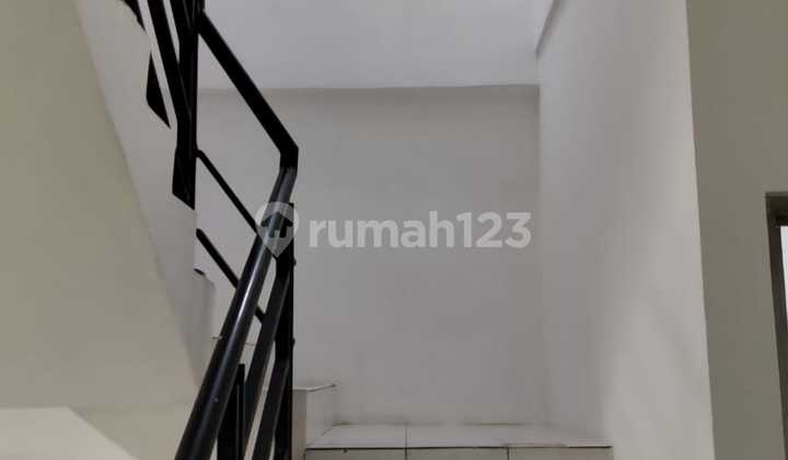 Strategically Located Shop House in Season City Complex, West Jakarta 2