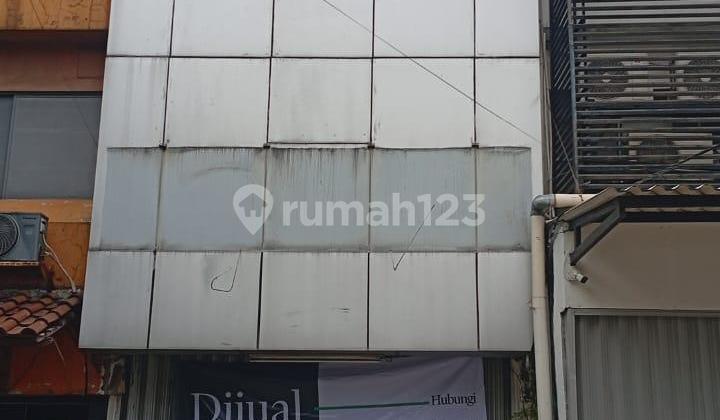 Dijual Ruko 3 Lantai, Lokasi Strategis di Kawasan Komersial, Khm Mansyur, Jakarta Barat