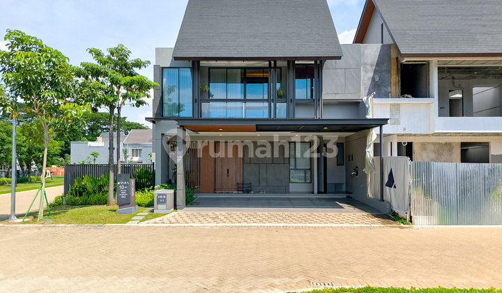 2-Storey House in Discovery Azzura Cluster, Bintaro, South Tangerang, Banten