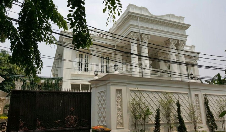 Rumah Mewah, 2 Lantai, di Mampang Prapatan, Jakarta Selatan - Ad