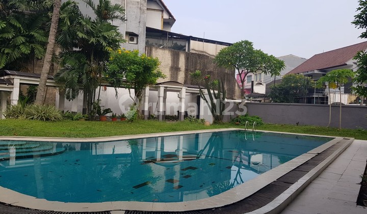 Kavling di Bintaro Utama, Jalur Ramai, Tangerang Selatan, Banten