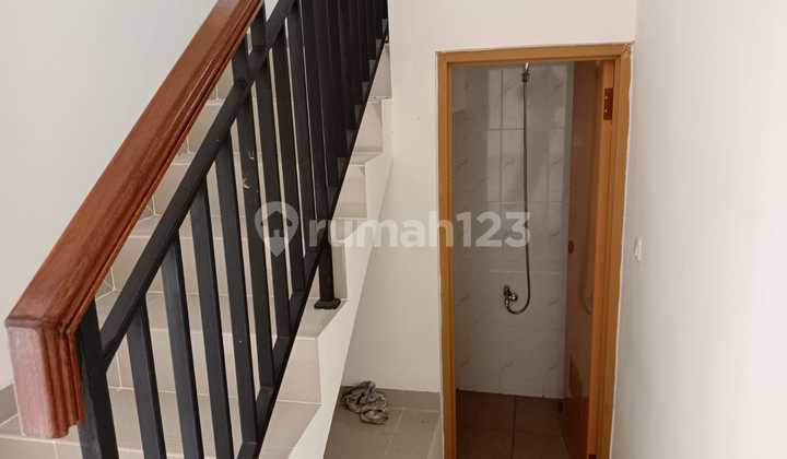 JUAL TOWNHOUSE RUMAH MURAH DI SELATAN JAKARTA, DEKAT MRT, LEBAK BULUS JUAL TOWNHOUSE RUMAH MURAH DI SELATAN JAKARTA, DEKAT MRT, LEBAK BULUS