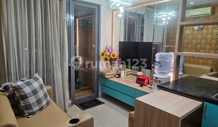 Apartment for Sale at a Loss / Cheap Rent Below Market Price, 2-Bedroom Apartment in the City Center Brand New Recently Renovated 2