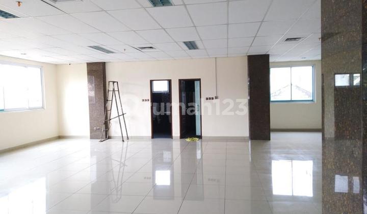 For Rent: A Nice and Luxurious Office Building in the Warung Buncit Area, South Jakarta For Rent: A Nice and Luxurious Office Building in the Warung Buncit Area, South Jakarta