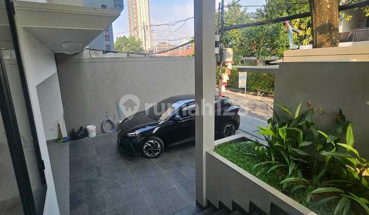 Hunian Rumah dengan kenyamanan dan keamanan di perumahan Jakarta Selatan