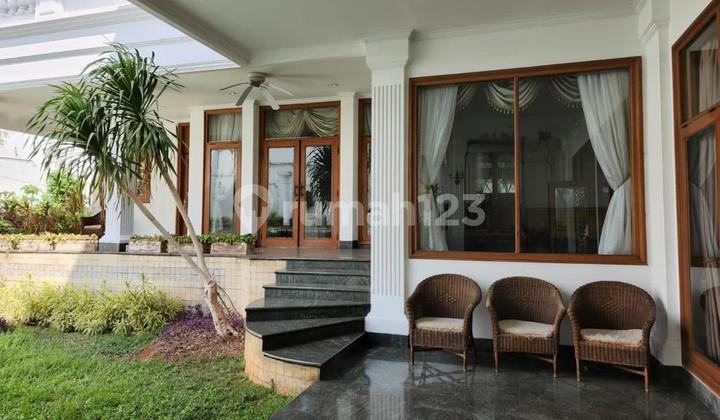 Jual rumah mewah daerah kebayoran lama bebas banjir