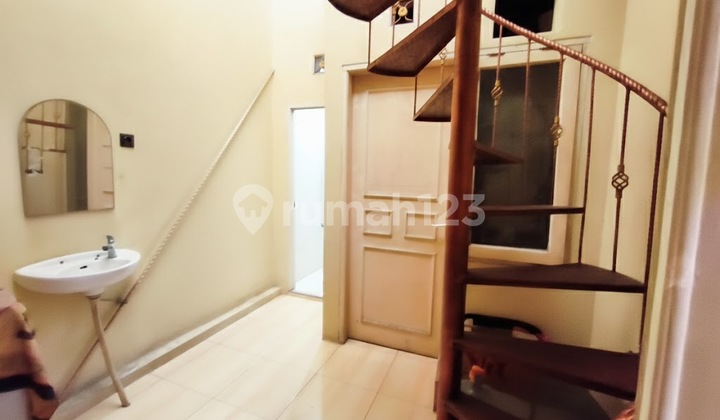 Rumah Bagus 2.5 Lantai Semi Furnished SHM Harapan Indah, Bekasi (Didalam Cluster) 2