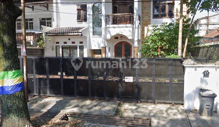 Lelang Rumah Mewah Ditengah Kota Bandung 2
