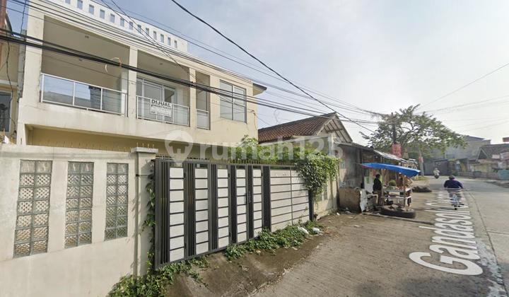 Auction of a 2-Story Vacant House in Katapang, Bandung 2