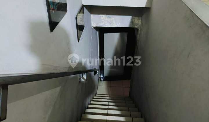 Auction of 2-Storey Shop House in Bandung, Gunung Batu Main Road 2