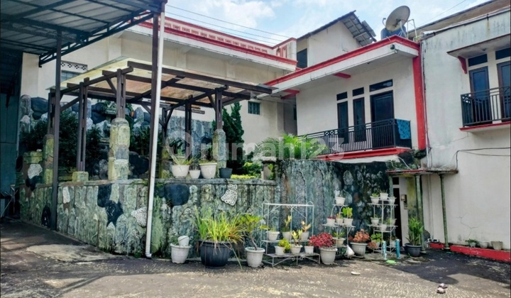 Auction of a 2-Story House by the Main Road in Garut Tasik 2