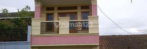 Lelang Rumah Murah 2 Lantai Bandung Lembang 2