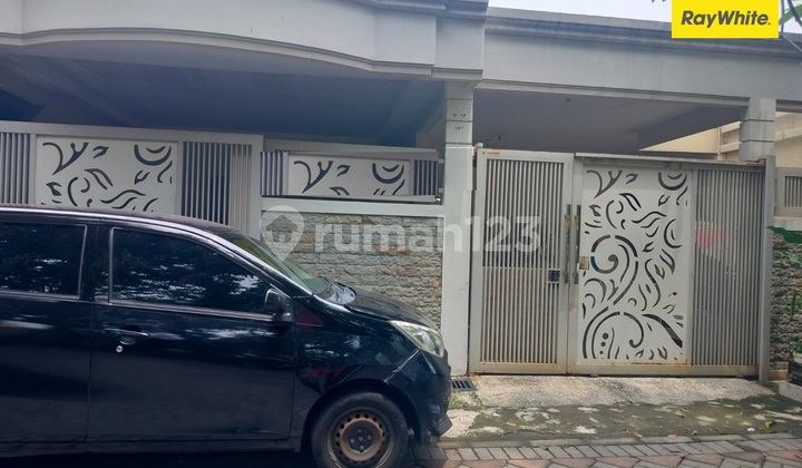 Dijual Rumah di Jalan Tubanan Baru Surabaya Barat 1