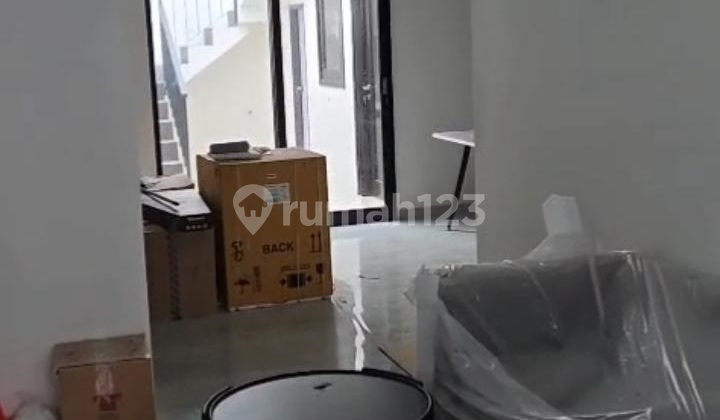 Dijual Rumah 2 Lantai di Central Park A Yani Gayungan Surabaya 2