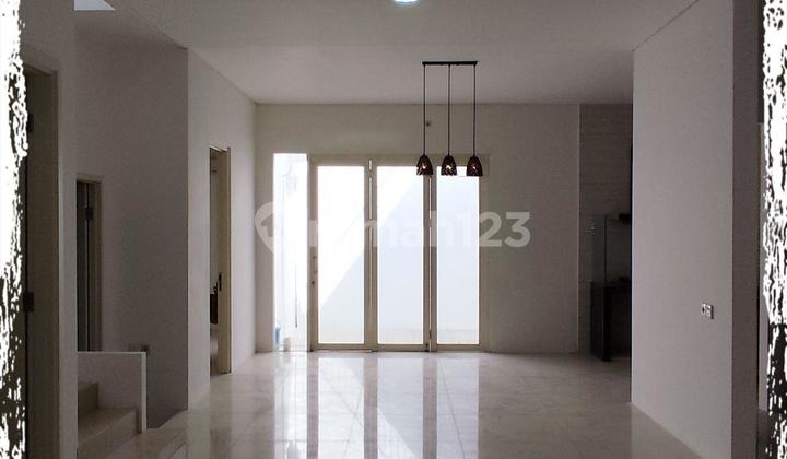 Dijual Rumah 2 lantai di Wisata Bukit Mas Surabaya Barat