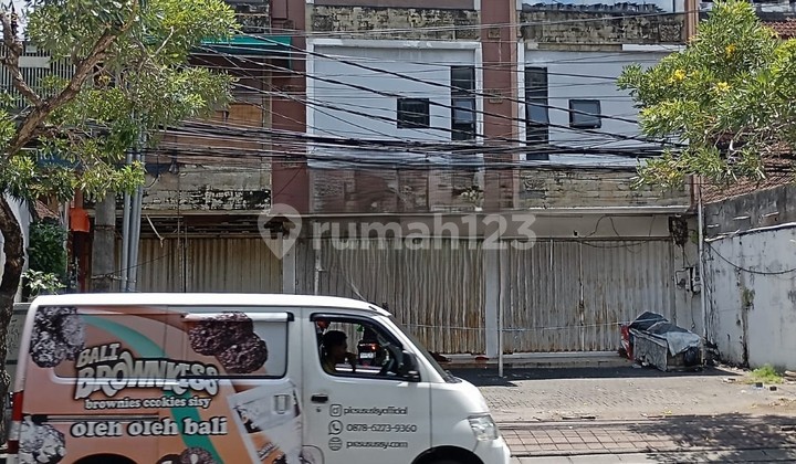 RUKO LOKASI TENGAH KOTA, COCOK UNTUK MEMBUKA USAHA ATAU KANTOR KERJA BERSAMA