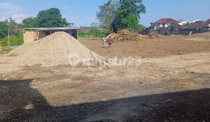 EMPTY LAND, SUITABLE FOR BUSINESS, OR PARKING LOT LEASE