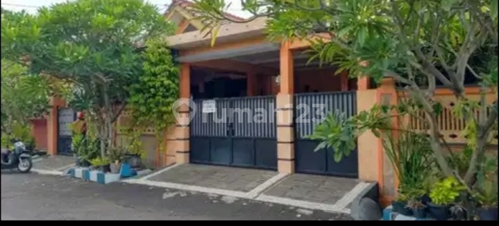 Cheap House and Active Boarding in Pondok Jati