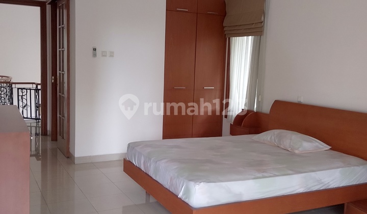 Rumah Sewa Mewah Exclusive Bangunan New Classic Eropa Lokasi Strategis di Cilandak Timur, Jakarta Selatan 2