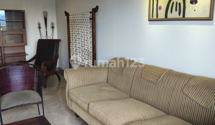 Dijual Apartemen 4 Kamar Tidur Furnished Bagus 2
