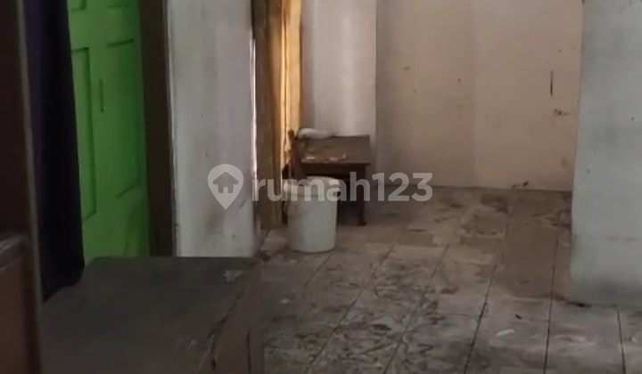 Disewakan Rumah Lama 1,5 Lantai di Mainroad Jl. Cicaheum A. H. Nasution Disewakan Rumah Lama 1,5 Lantai di Mainroad Jl. Cicaheum A. H. Nasution